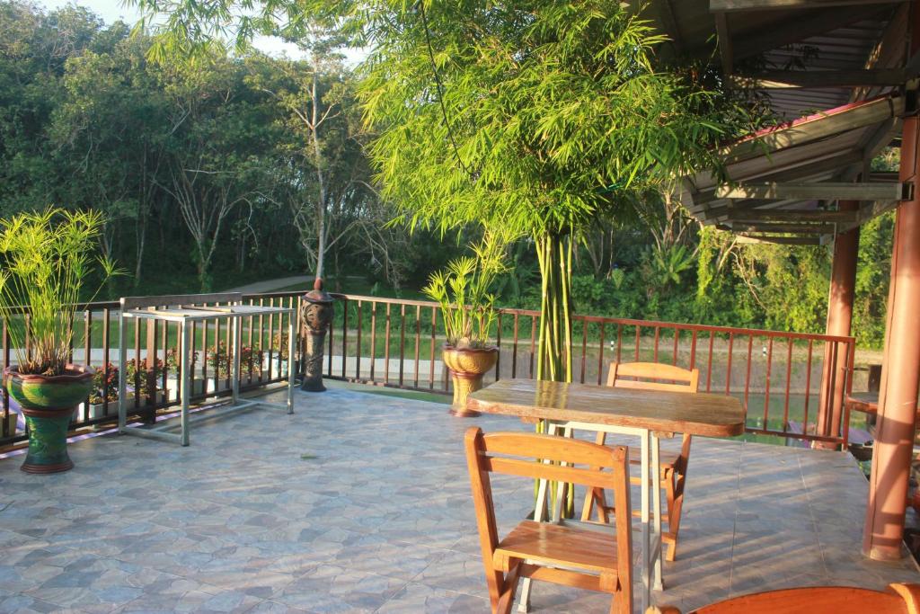Facilities, Phusambig Resort Koh Mook in Trang