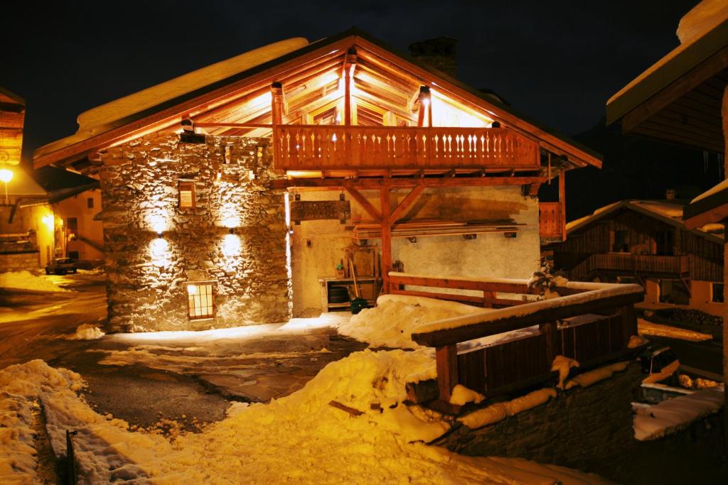 Balcony/terrace, Chalet Tarine in Bourg-Saint-Maurice