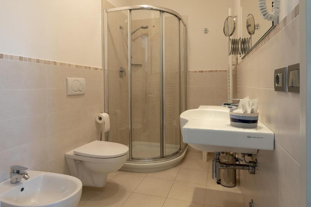 Gimmi Hotel - 4