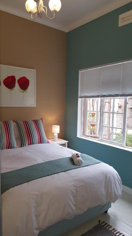 Guest House Frame Ace photo