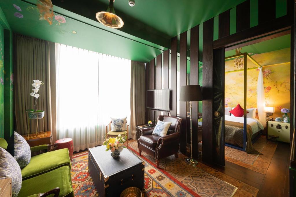Dhevi Bangkok Hotel
