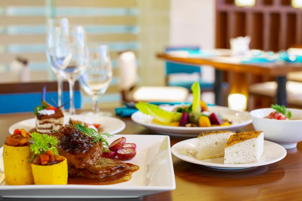 Đồ ăn và thức uống