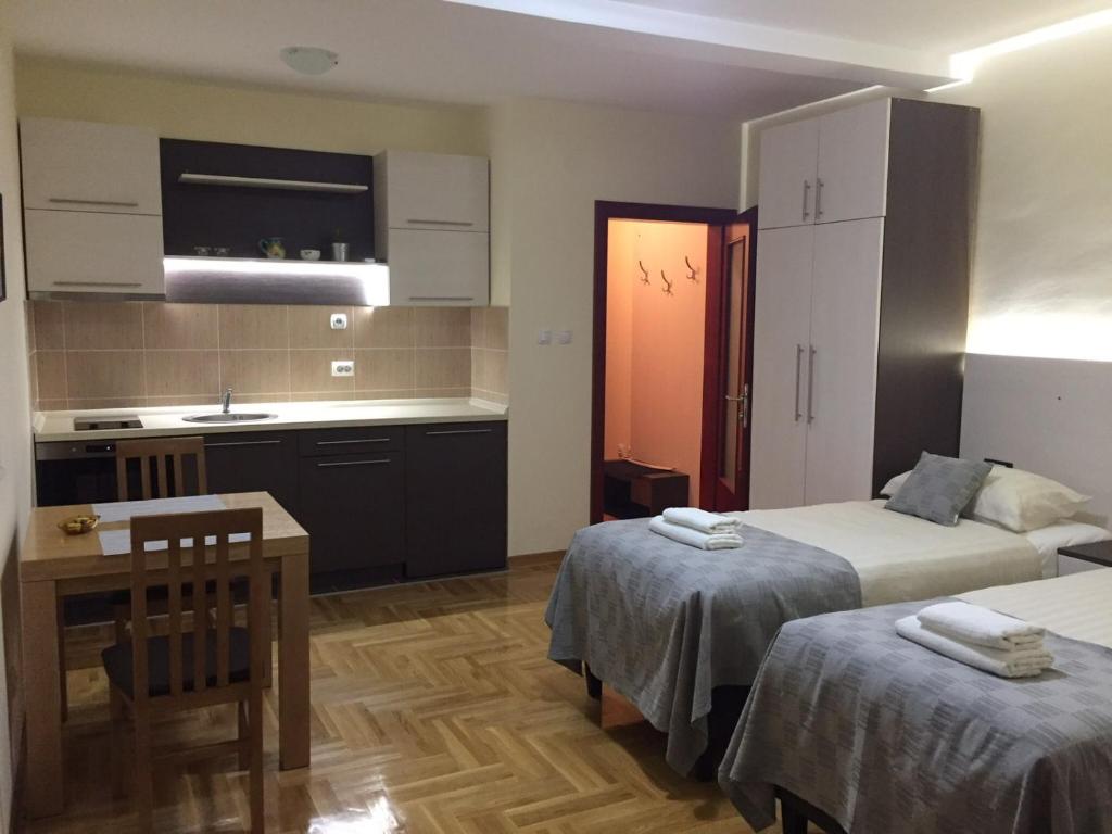 Apartmani Sidro - 1