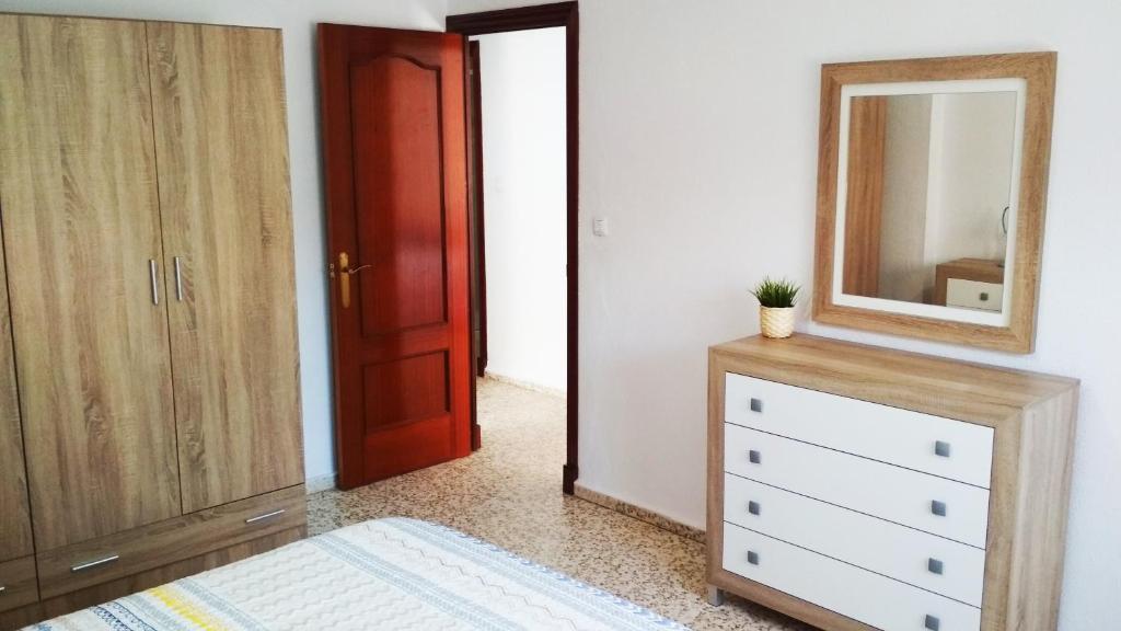 APARTAMENTO VILLA DE ROTA - VISTA MAR, 135m2, Terraza, SAT TV y más - 5