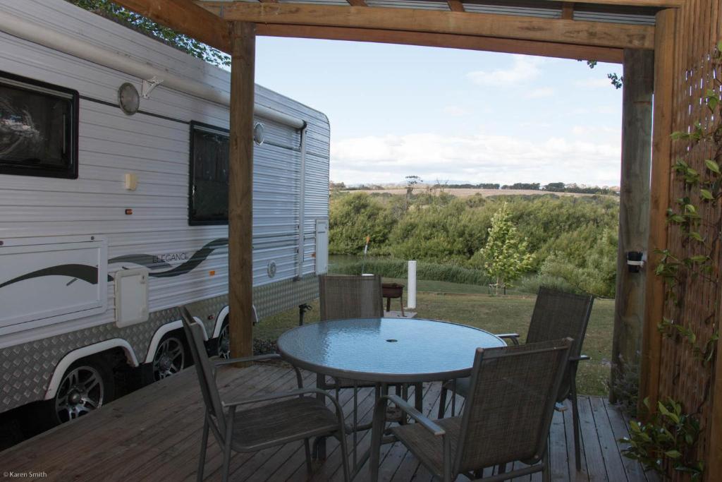 Longford Riverside Caravan Park photo