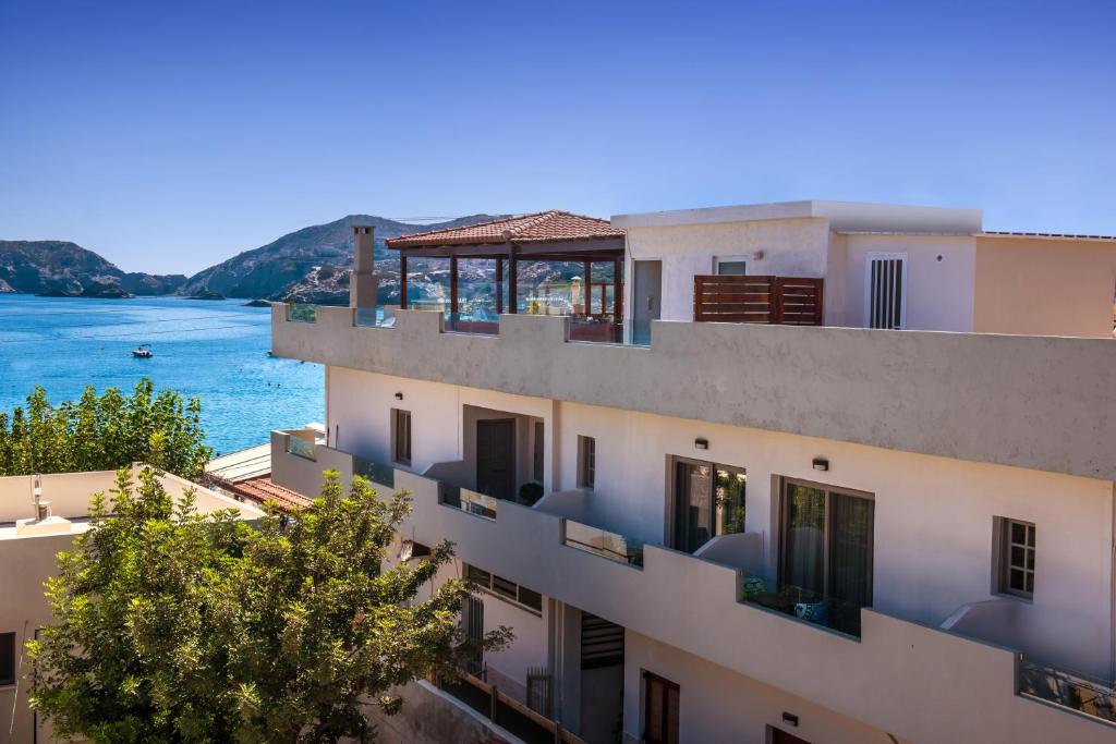 Thania Seaside Smotel - Adults Only photo