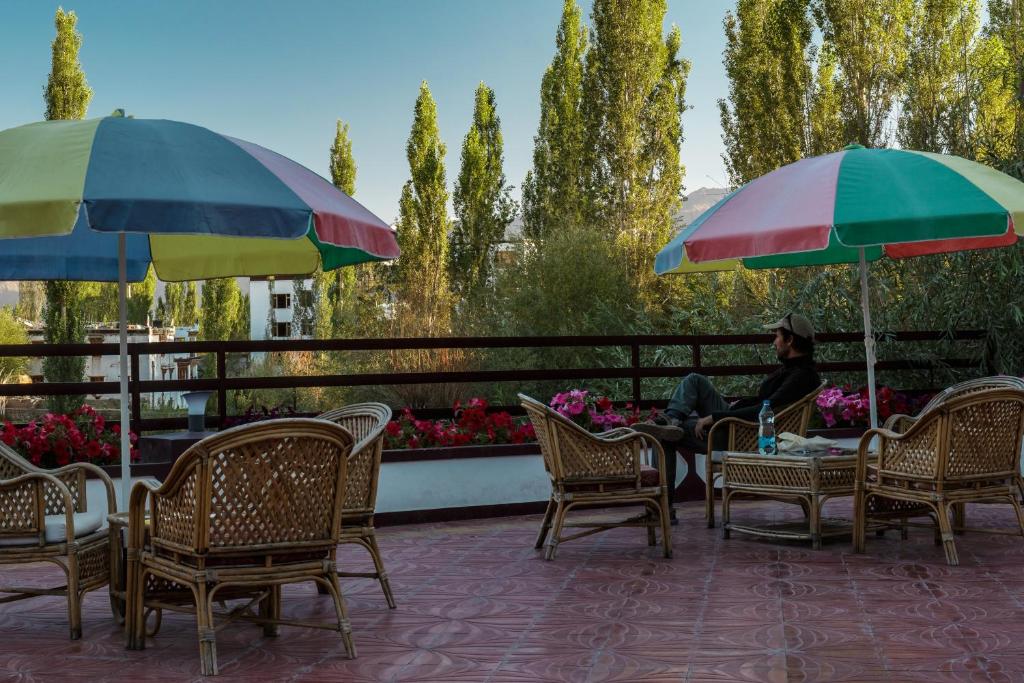Hotel Asia photo