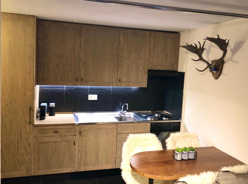 Marelle Apartment, Verbier - 5