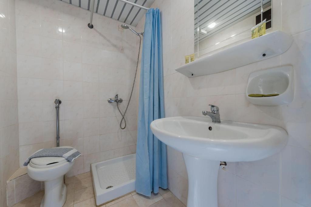 Hotel Cronulla — Hotel rooms in Kalamaki (Zakynthos), Ionian Islands