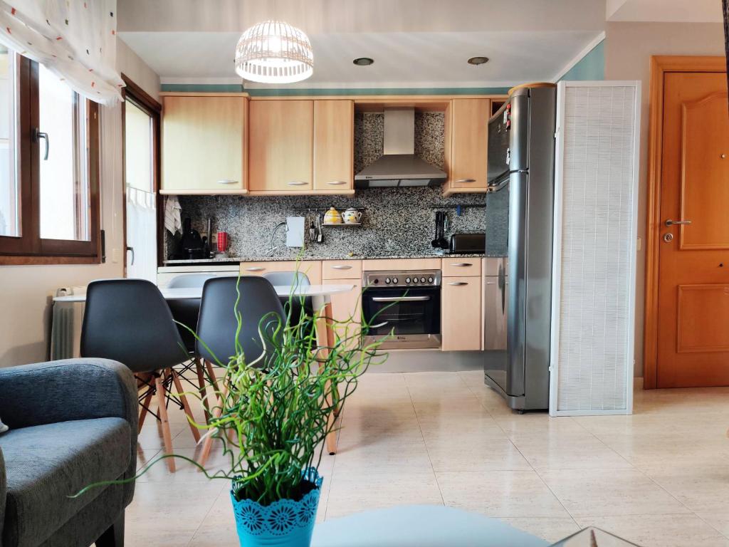 Holiday Tossa Apartment - 2