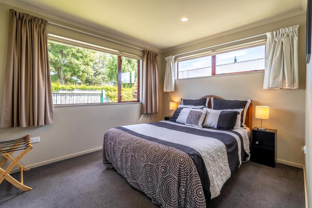 Cosy Contemporary Hideaway