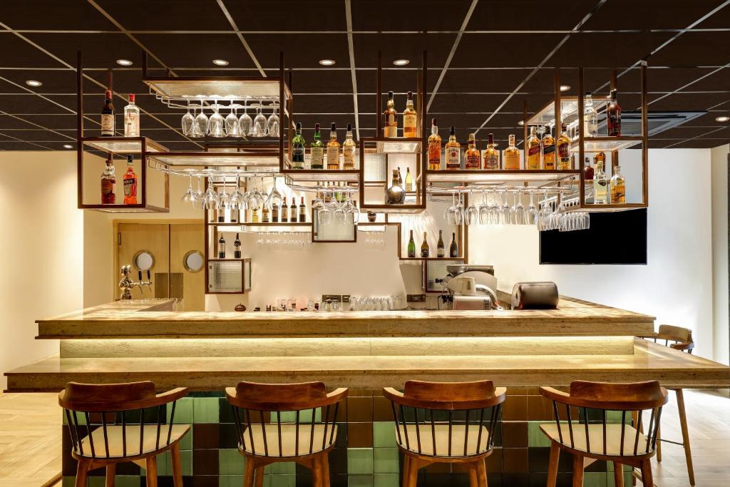Pub/Lounge