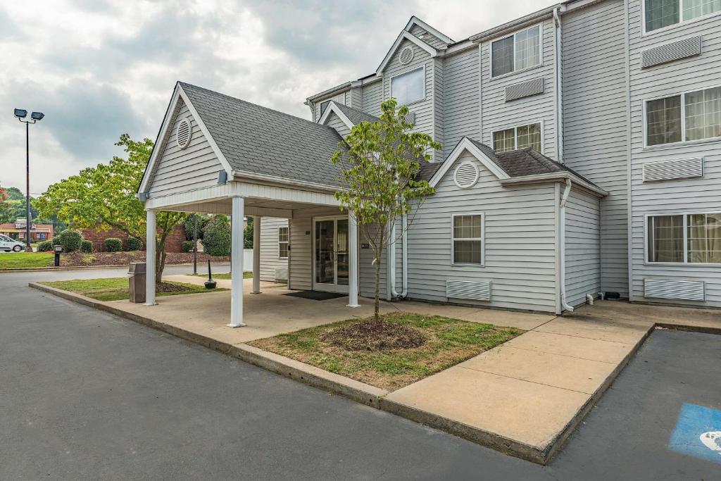 Motel 6-Charlotte, NC - University — Hotel in Charlotte (NC)