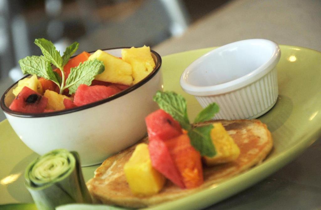 Makanan dan Minuman