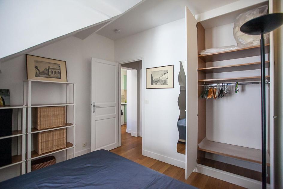 1 Bedroom apartment in Marais - 3