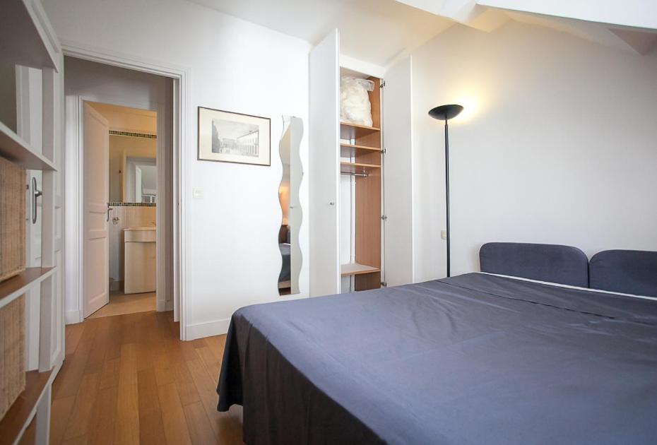 1 Bedroom apartment in Marais - 5