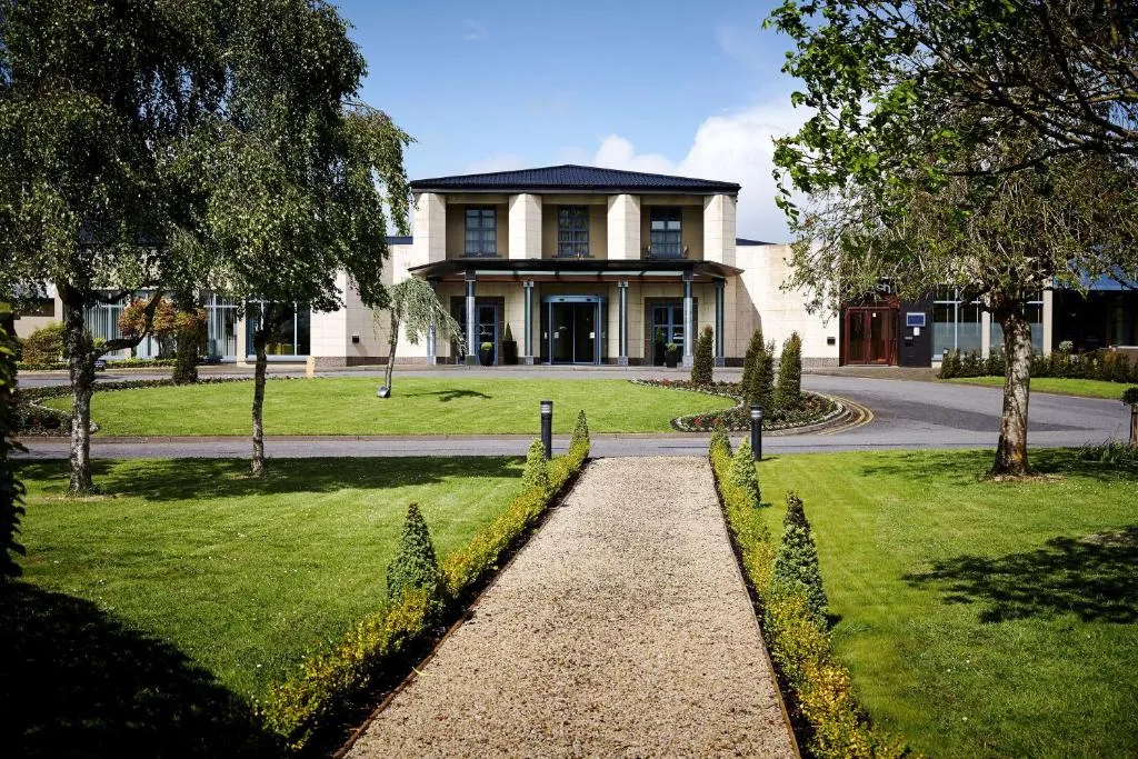 Radisson BLU Hotel and Spa, Limerick, hotel in Limerick
