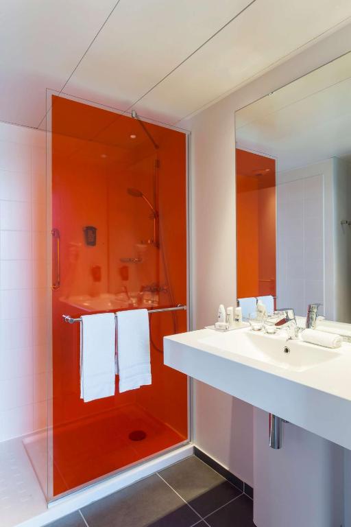 Park Inn by Radisson Lille Grand Stade photo
