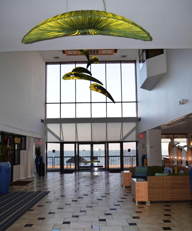 DoubleTree by Hilton Corpus Christi Beachfront photo