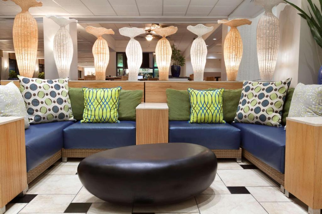 DoubleTree by Hilton Corpus Christi Beachfront photo