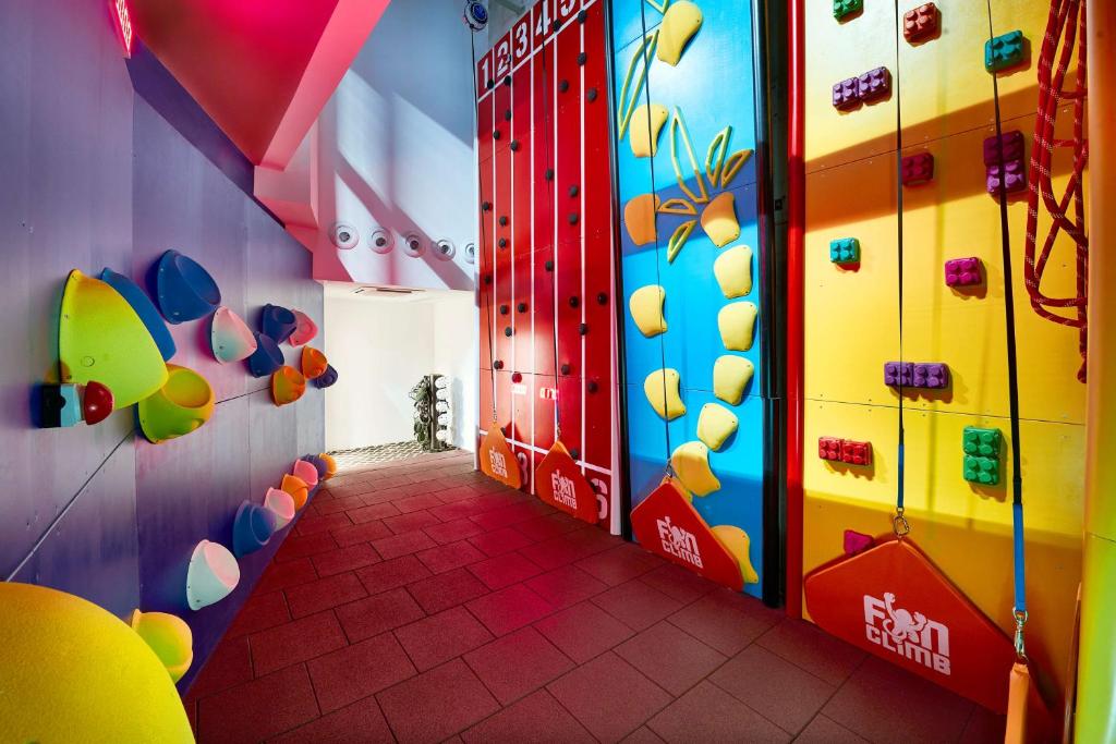 スポーツ/アクティビティ