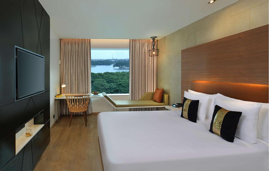 Radisson Bengaluru City Center — Hotel rooms in Bayappanhalli, Karnataka