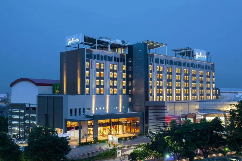 Radisson Lampung Kedaton，位于班达楠榜的酒店