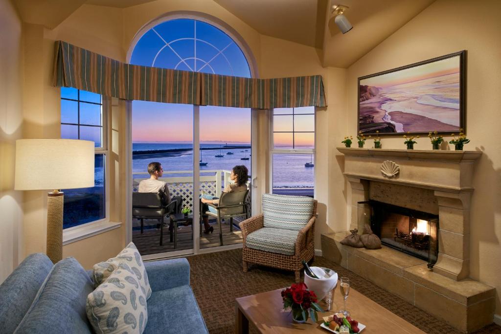 Beach House Half Moon Bay photo