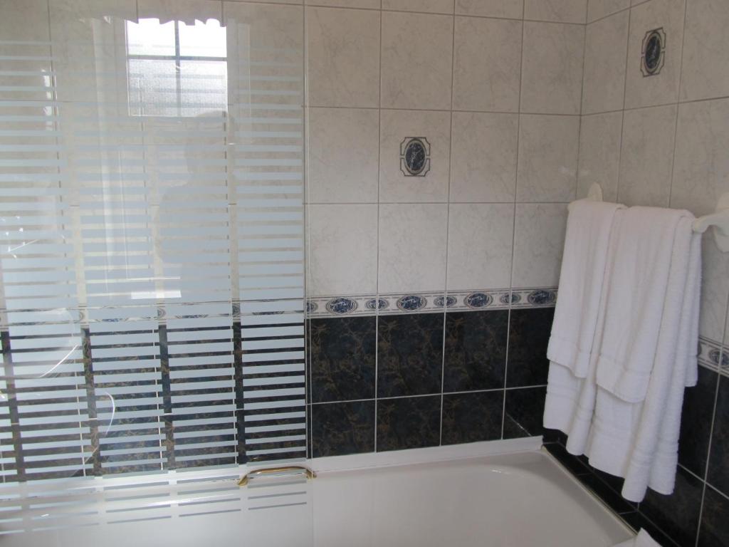 Neidin House photo