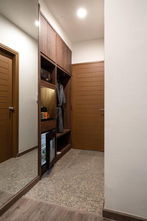 マンハッタンホテル (Manhattan Hotel)