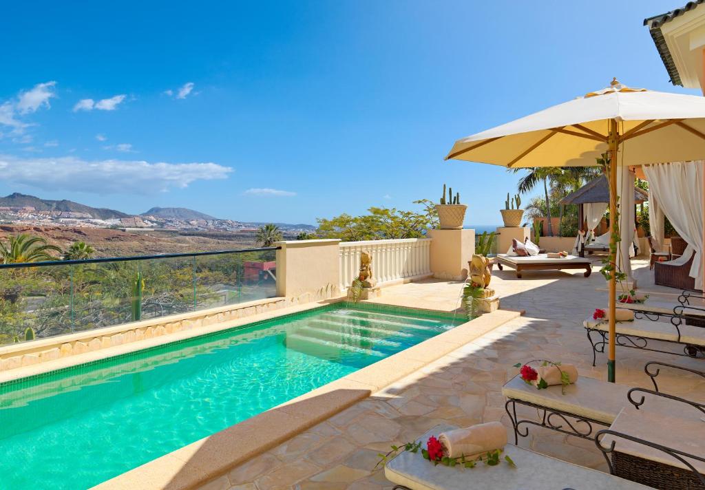 Royal Garden Villas, Luxury Hotel - 2