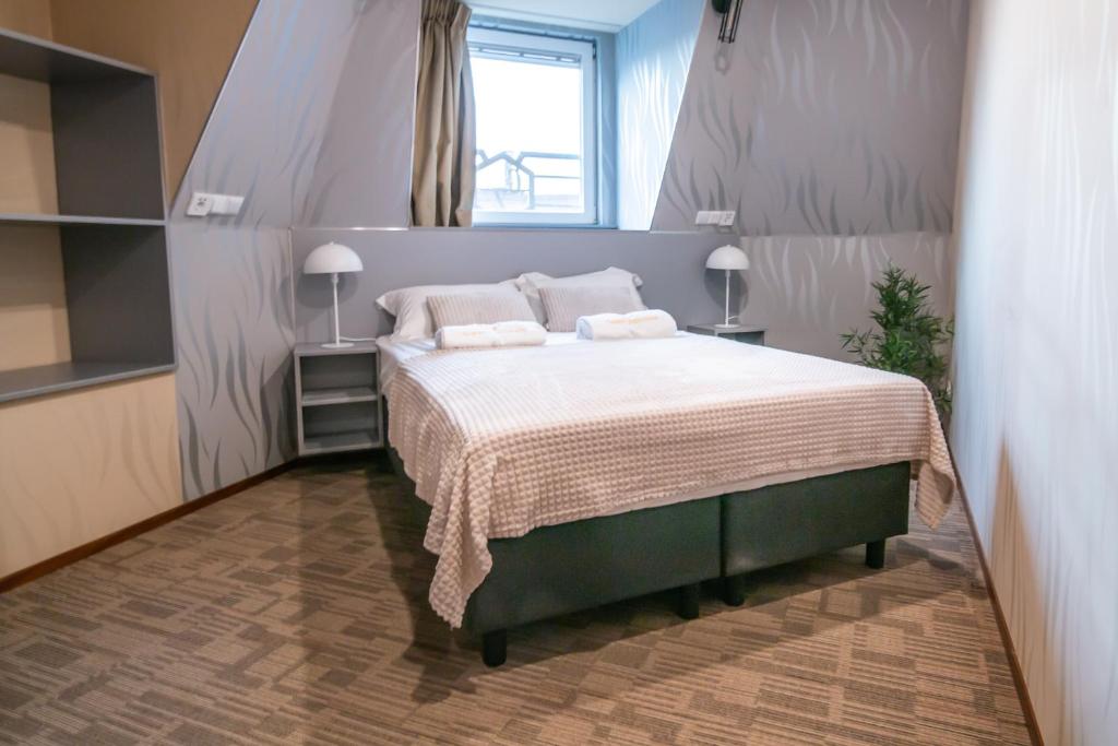 Golden Zaan Hotel photo