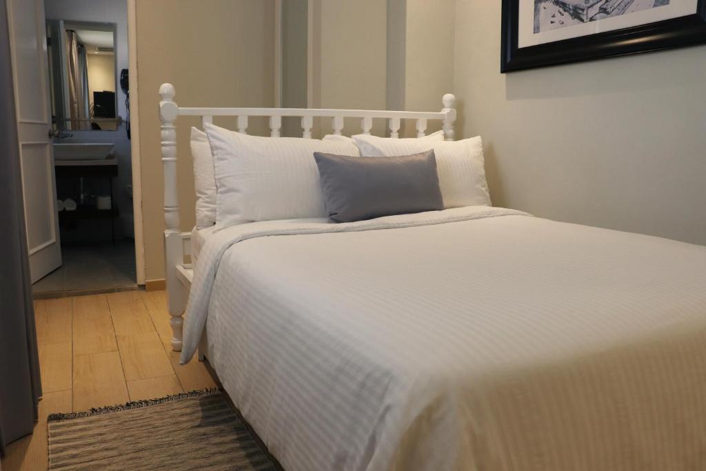 Standard Individual Room