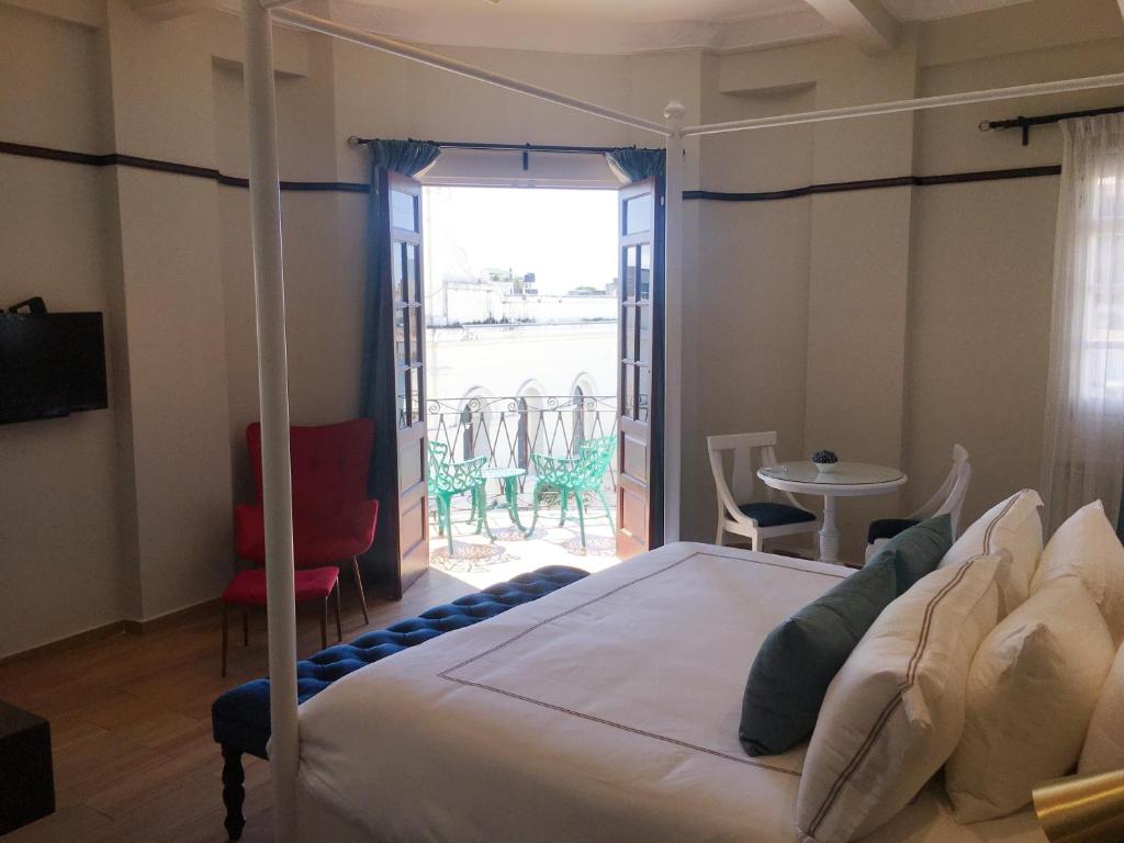 King Suite with Balcony