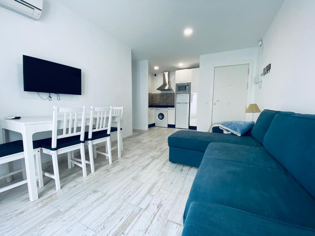 CLB F. Rubio Apartment — Hotel in Seville