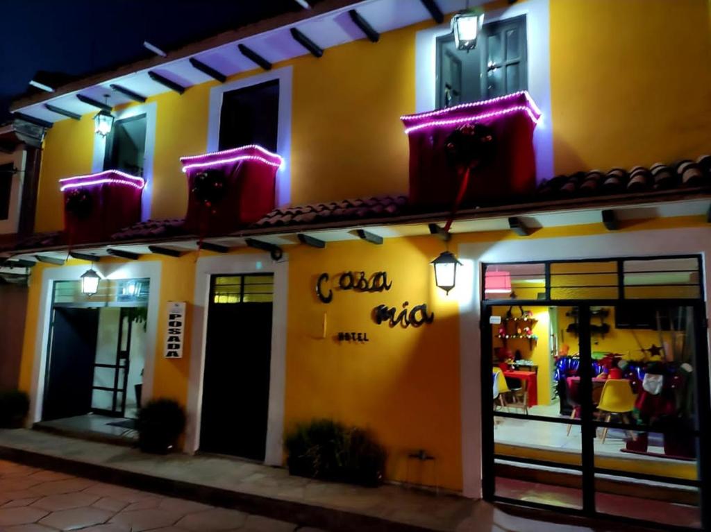 Entrance, Hotel Casa Mia in San Cristobal De Las Casas