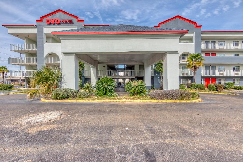 OYO Hotel Jackson Fairgrounds I-55 – Jackson, MS