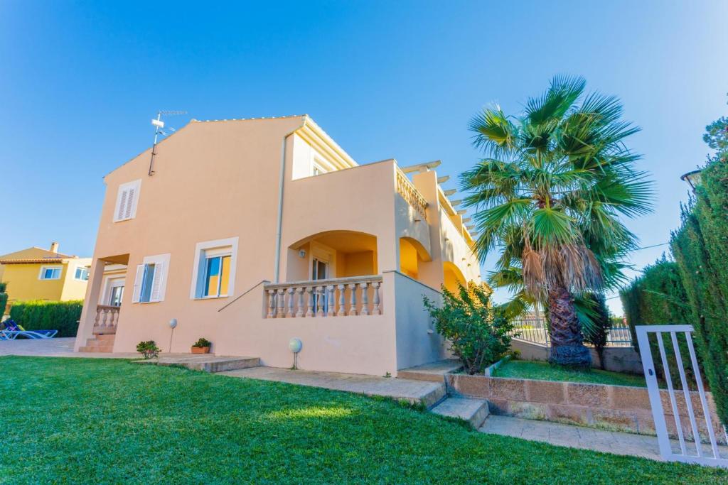 Villa Roser - Family only - 3