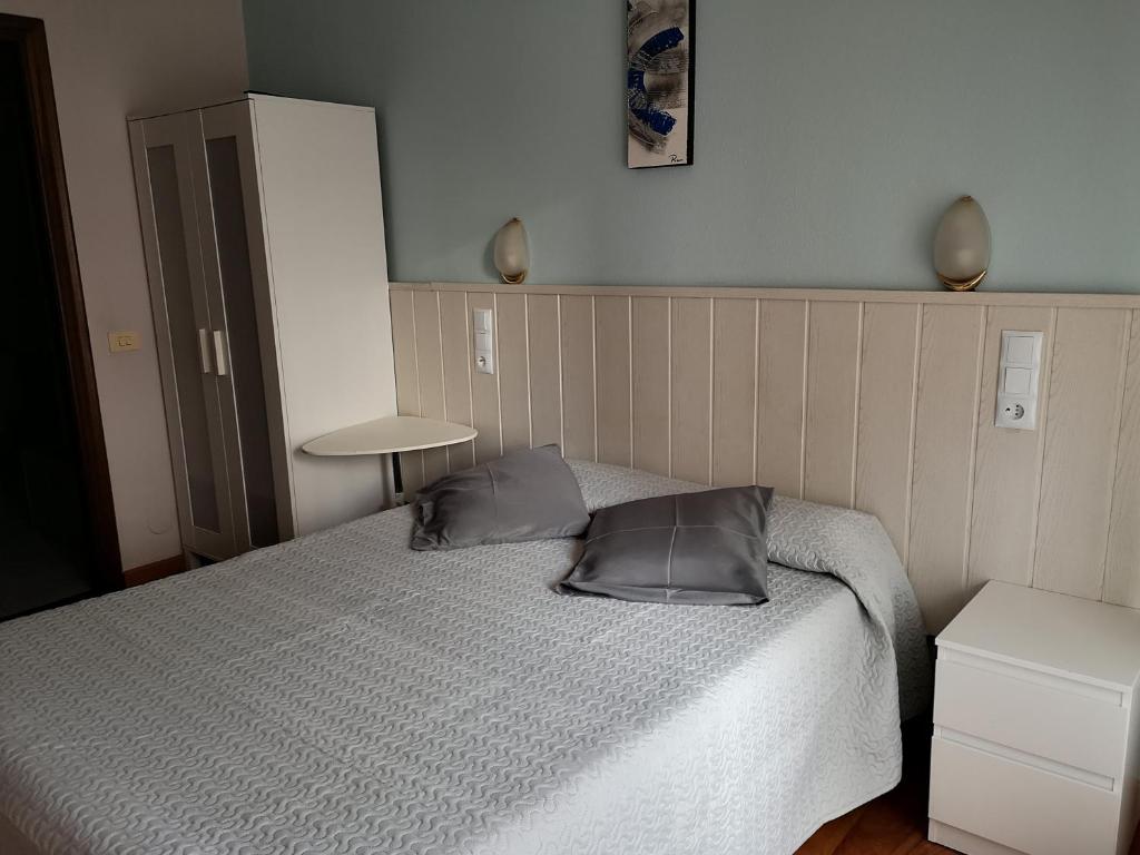 Hostal Campoamor photo