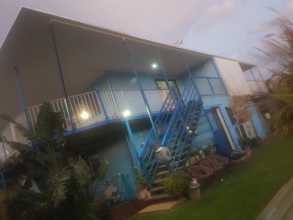 Mick's Accommodation Club — Hotel in Mount Isa