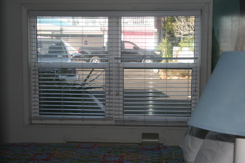 Beach Front Motel Cedar Key Main image 2