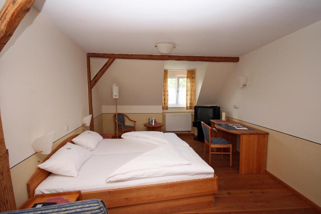 Landhaus Lebert Restaurant photo