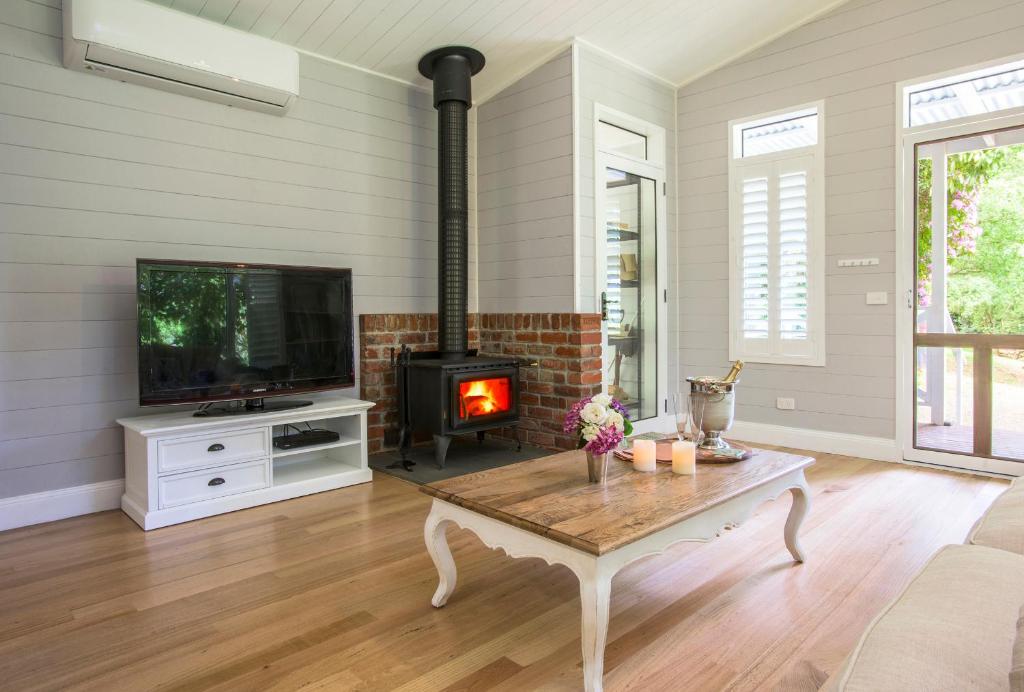 Franklin - An Escape to the Country, Sassafras