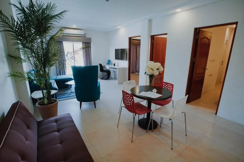 Segara Residencias, Hotel in Olongapo