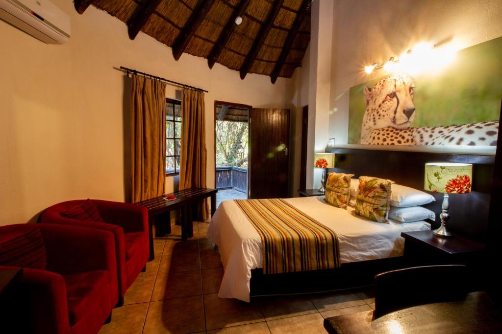 Emdoneni Lodge photo