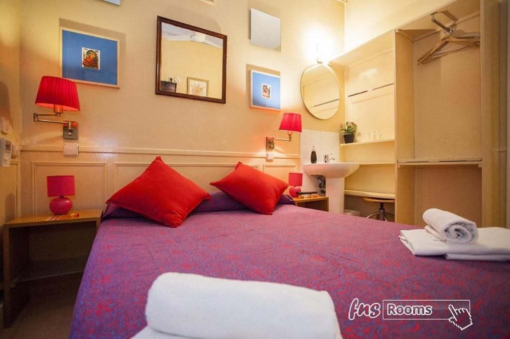 Hostal La Fontana - 4