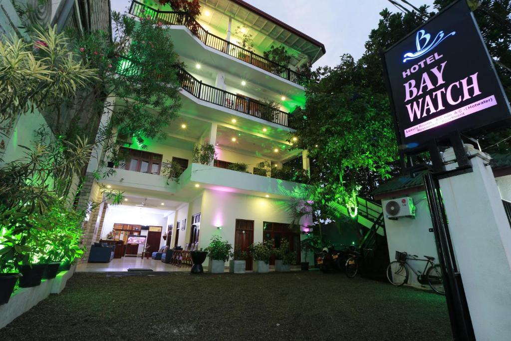 Exterior view, Hotel Bay Watch in Unawatuna