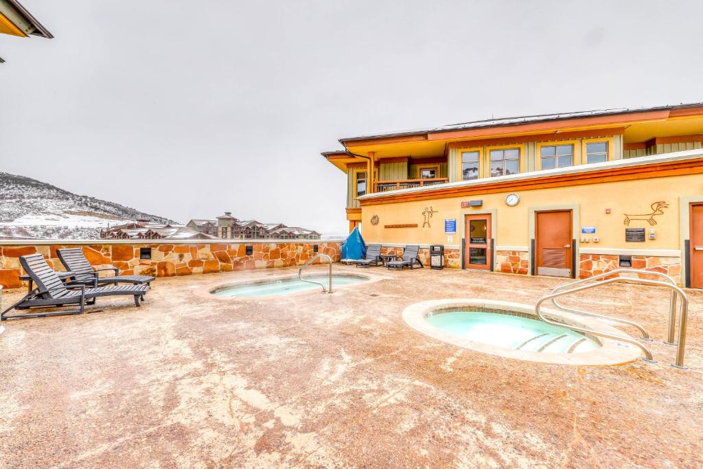 Sundial Lodge photo