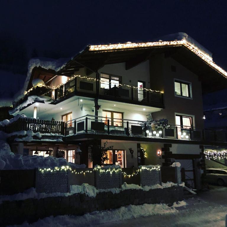 Apart Edelweiss - 2
