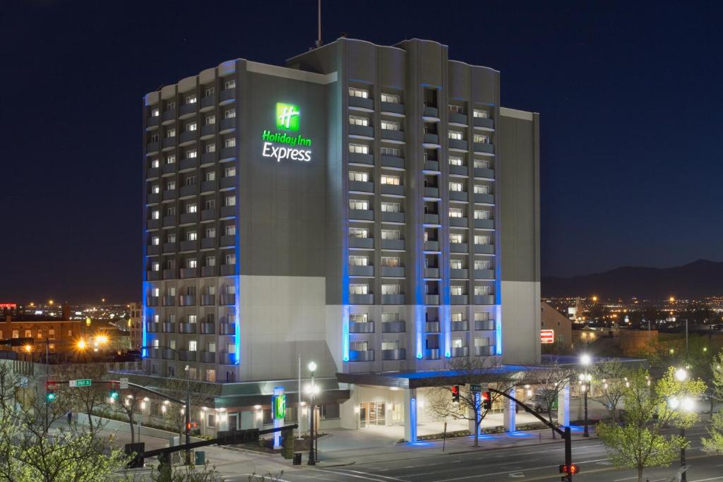 Holiday Inn Express Salt Lake City Downtown Photo 21